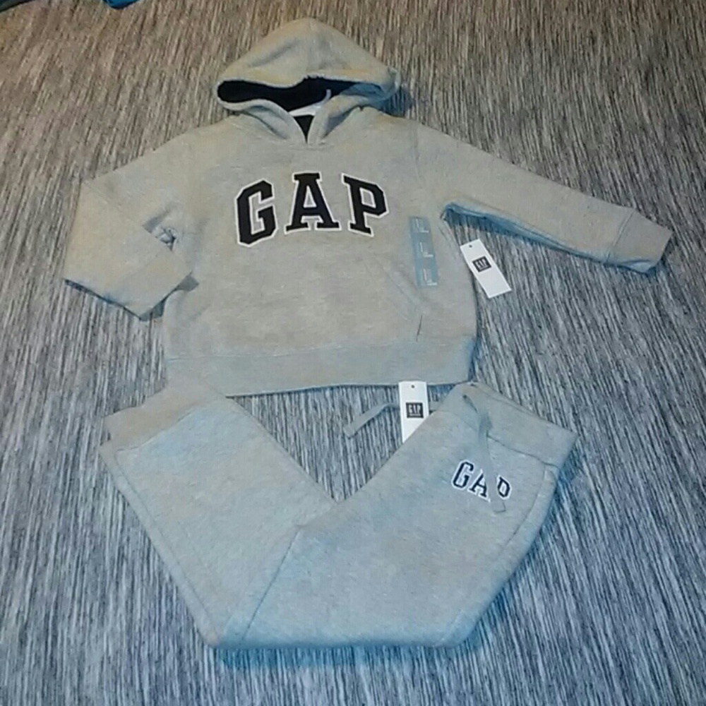 NWT GAP Set